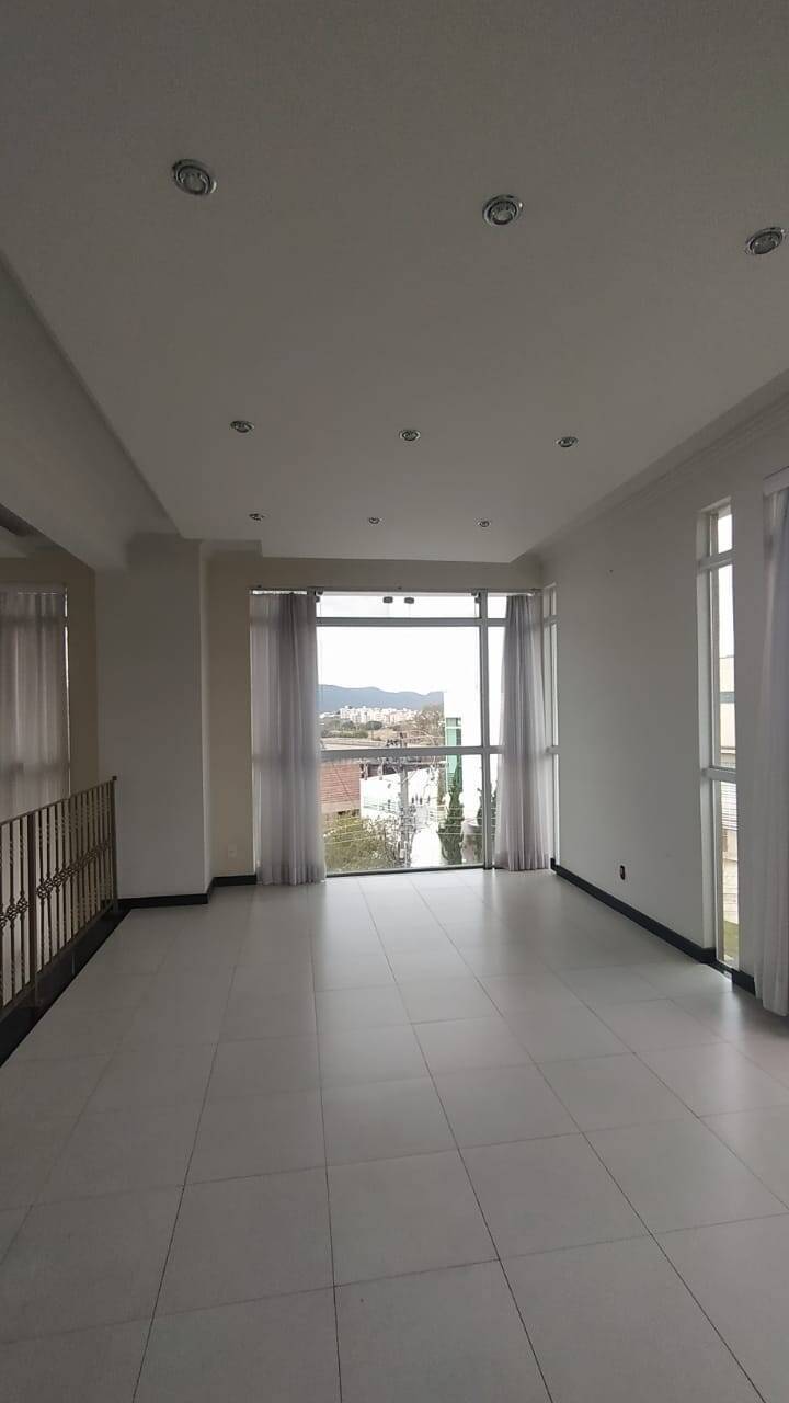Casa, 5 quartos, 569 m² - Foto 3