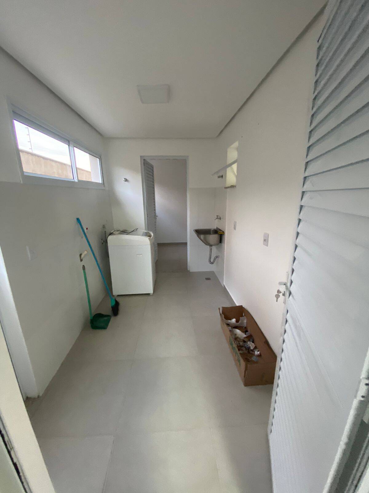 Casa, 4 quartos, 270 m² - Foto 19