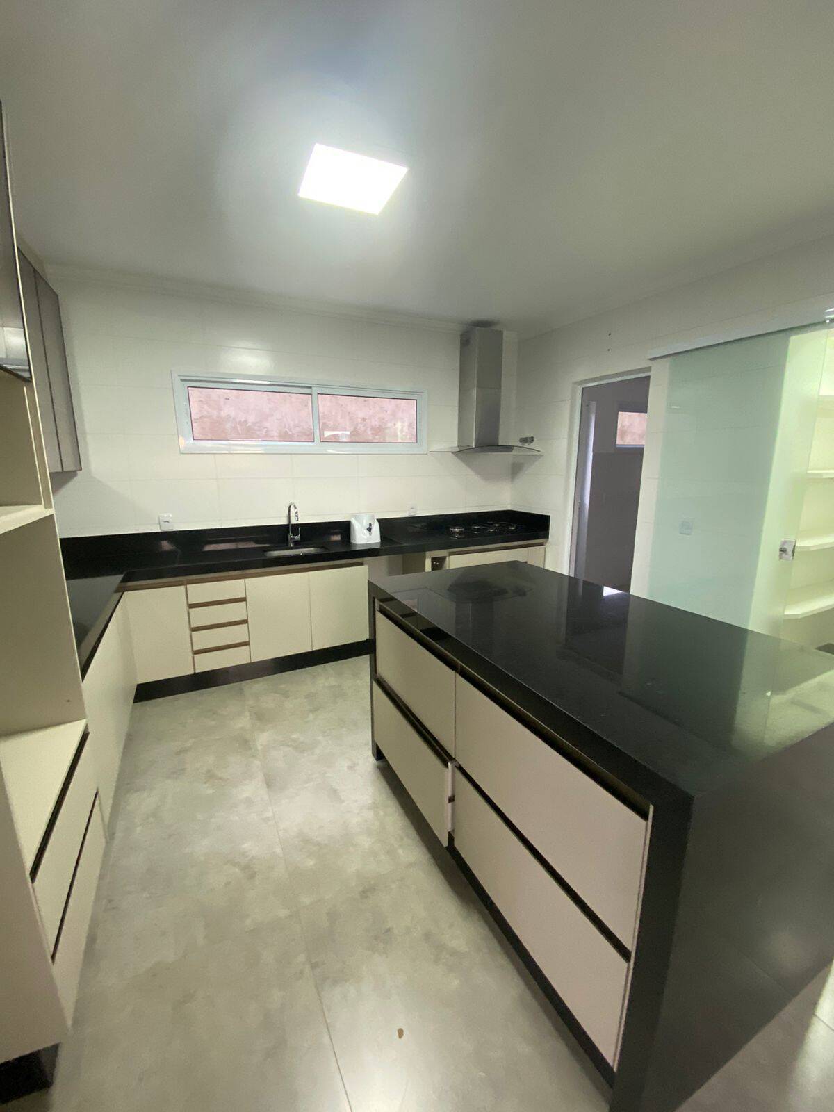 Casa, 4 quartos, 270 m² - Foto 24