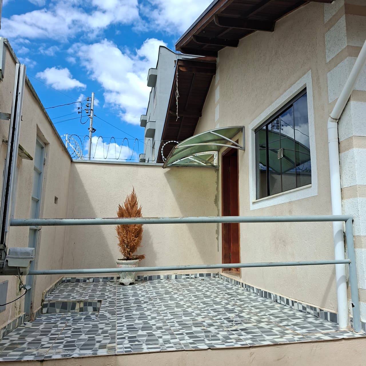 Casa, 3 quartos, 137 m² - Foto 2