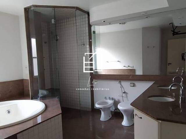 #202 - Casa para Venda em Poços de Caldas - MG