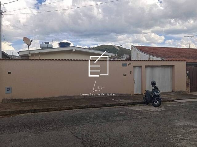 #1184 - Casa para Venda em Poços de Caldas - MG - 3
