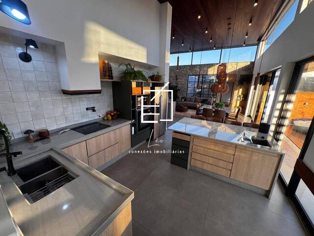 #1261 - Casa para Venda em Poços de Caldas - MG