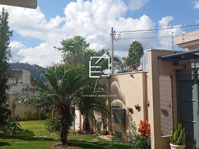 Casa para Venda em Poços de Caldas - 2